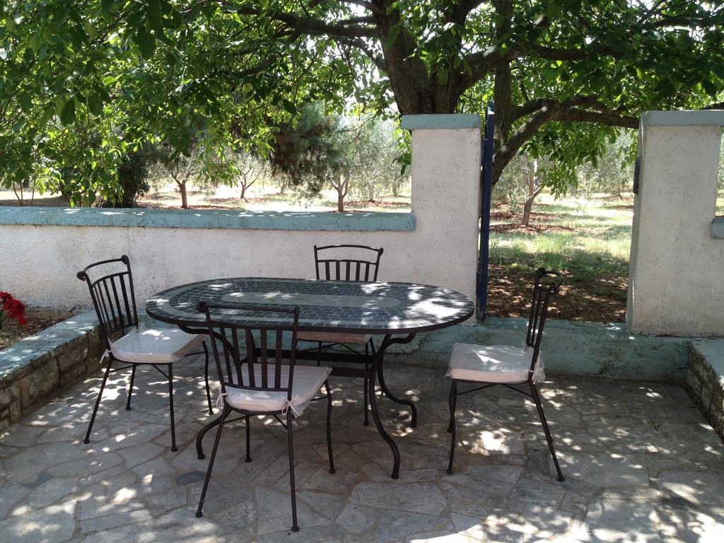 Villa Rosa With Yard And Children'S Playground Tar-Vabriga Rum bild